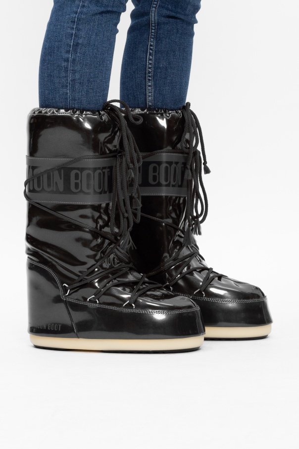 Fendi moon sale boot